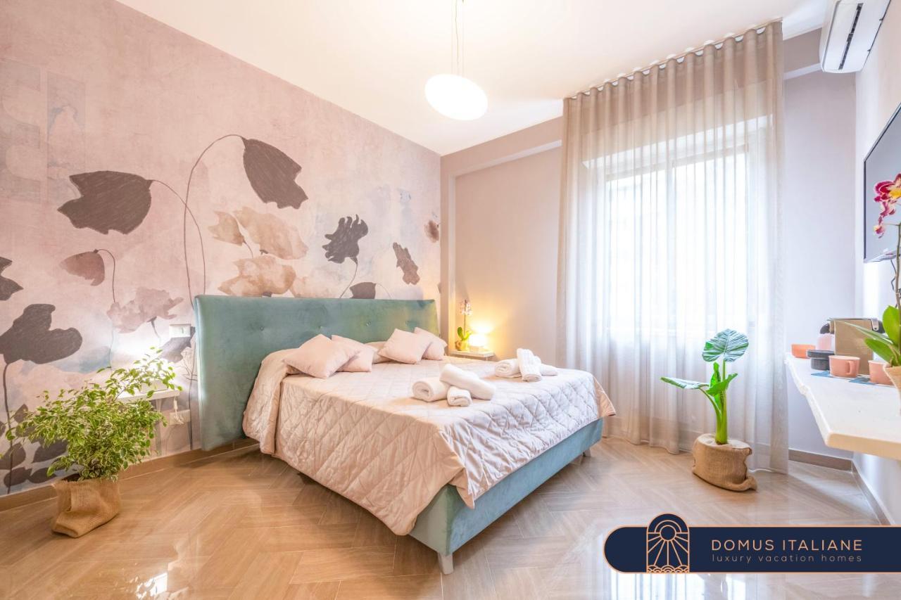 City Gate - Luxury Suites Бари Экстерьер фото