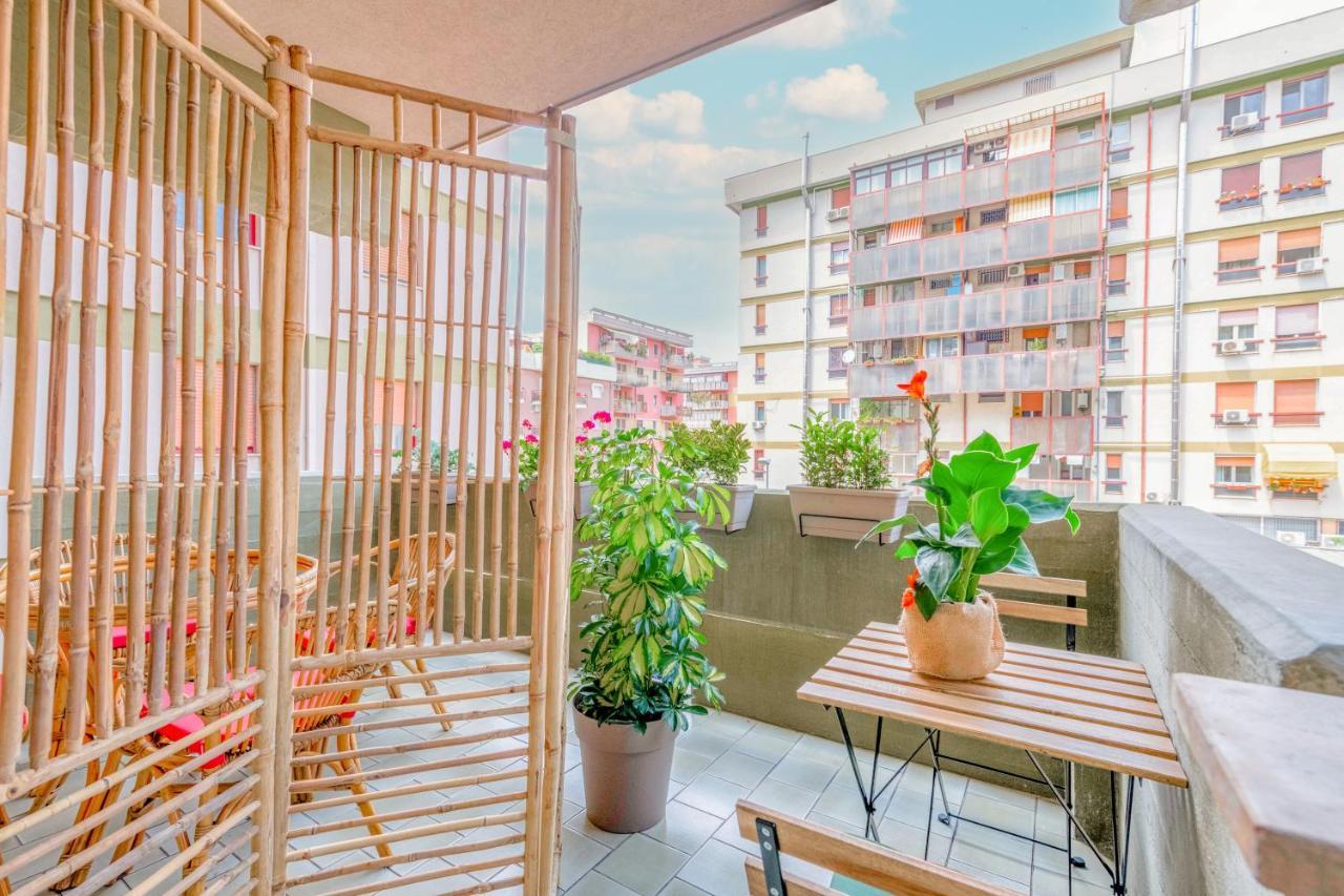 City Gate - Luxury Suites Бари Экстерьер фото